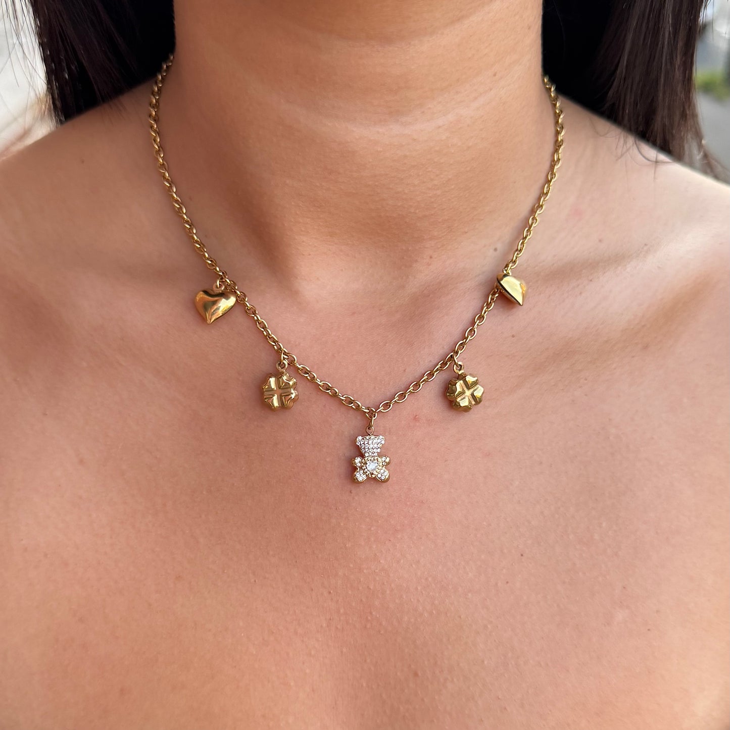 Collier Ovia