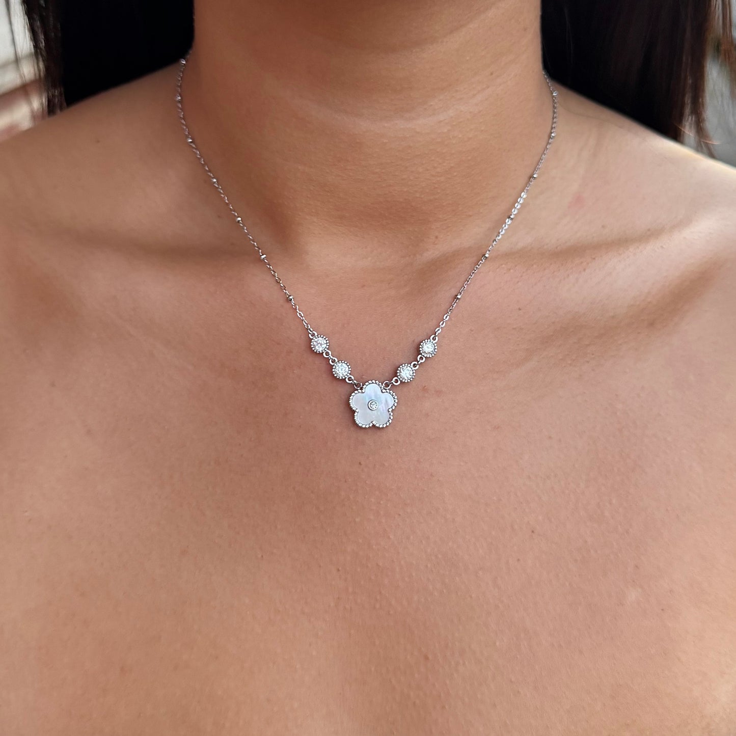 Collier Alya gris